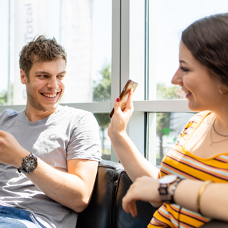 Neue digitale Berufswelt in der App erkunden