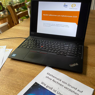 Wie groß ist Unendlich? – matheKompass auch digital ein Erfolg